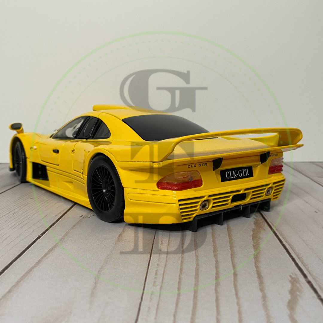 Mercedes Benz CLK-GTR Maisto 1:18 Scale Diecast Metal Collection Model Car