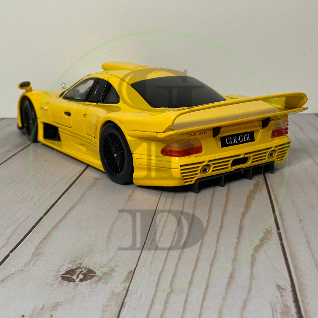 Mercedes Benz CLK-GTR Maisto 1:18 Scale Diecast Metal Collection Model Car