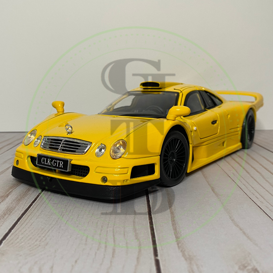 Mercedes Benz CLK-GTR Maisto 1:18 Scale Diecast Metal Collection Model Car