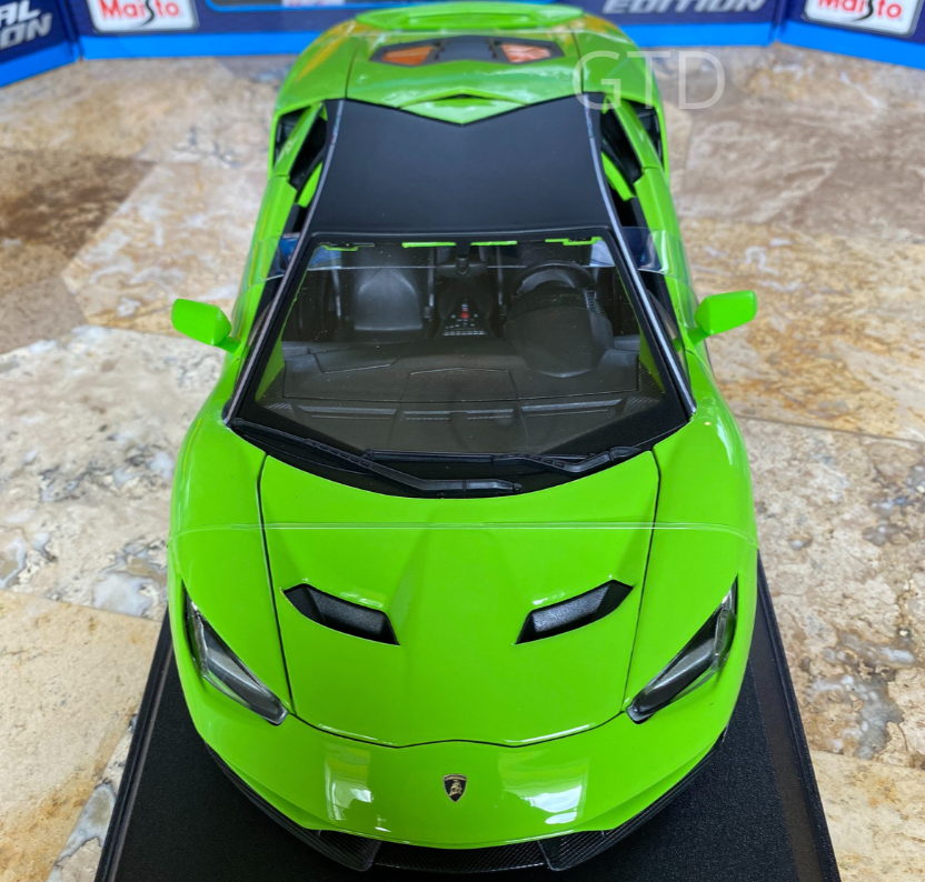 Lamborghini Centenario Green Maisto 1:18 Diecast Metal Model Car Special Edition