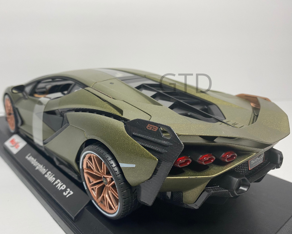 Maisto Diecast 1/18th scale Green Lamborghini Sian FKP 37 model car back left view GTD